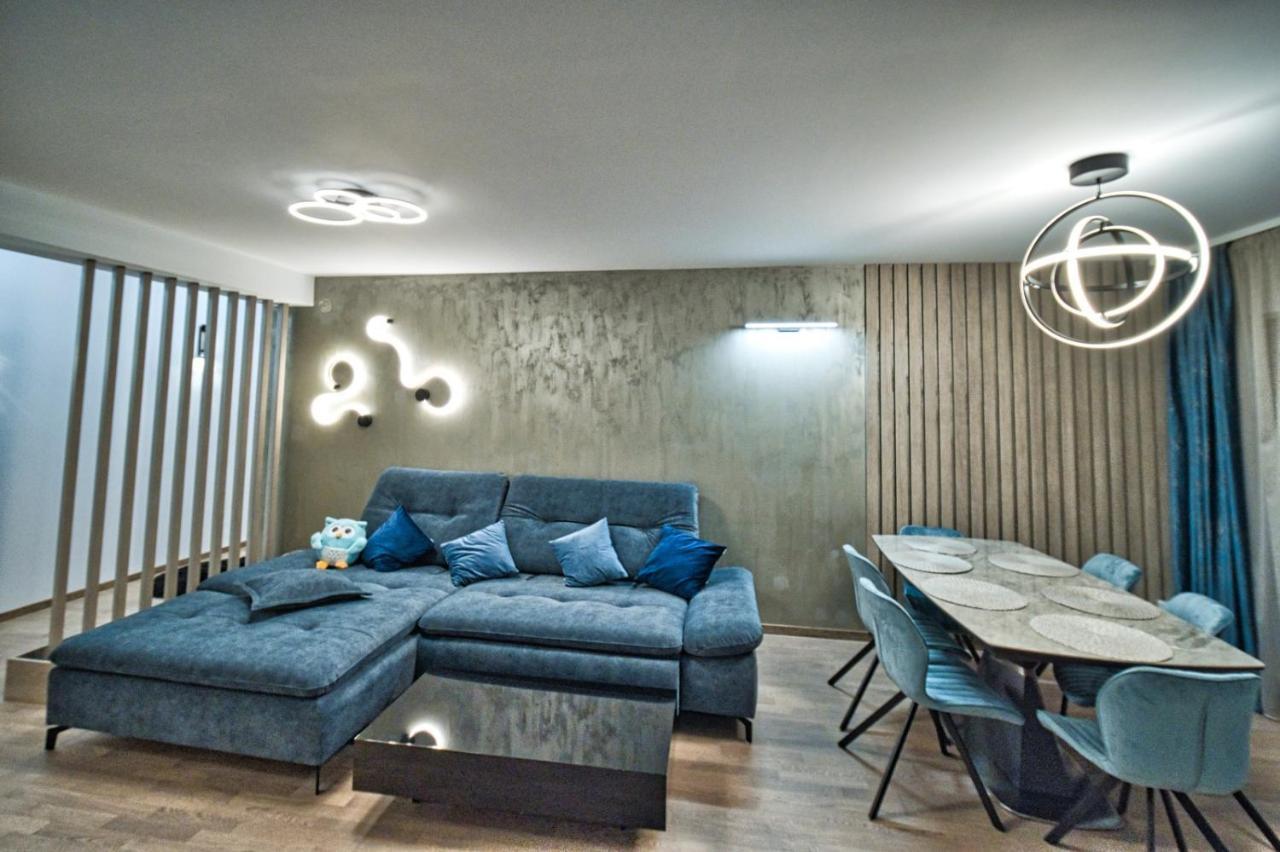 Апартаменты Penthouse De Lux Andre Сибиу Экстерьер фото